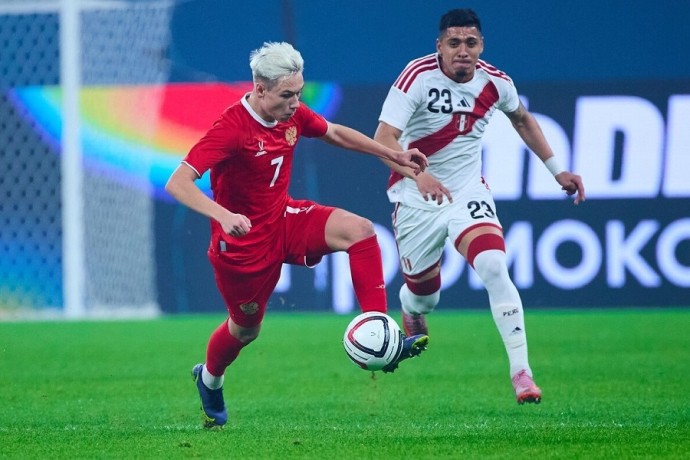 Ветеран сборной СССР заявил, что команде Карпина нечего делать на международных соревнованиях Ветеран сборной СССР заявил, что команде Карпина нечего делать на международных соревнованиях