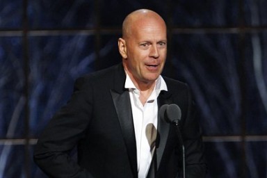 Жена тяжелобольного Брюса Уиллиса раскрыла первый симптом его недуга