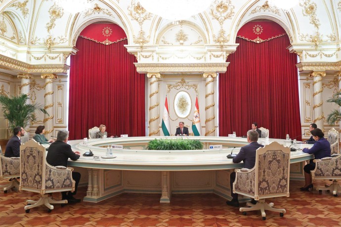 Матвиенко: президент Таджикистана пожелал МПА СНГ успешной работы