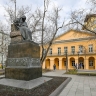 «Черевички» и филин с елки Булгаковых. Новогодние экспонаты московских музеев