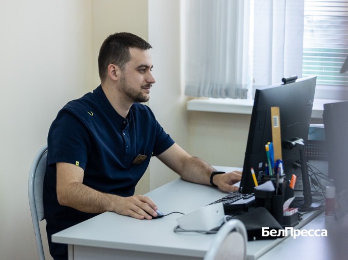 Более 9 тысяч белгородских медиков получают социальные выплаты