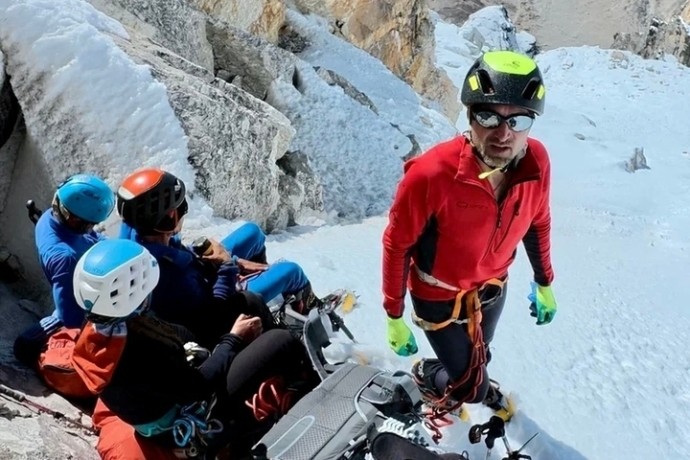 Ленинградский альпинист покорил вершину горы Манаслу в Непале Ленинградский альпинист покорил вершину горы Манаслу в Непале