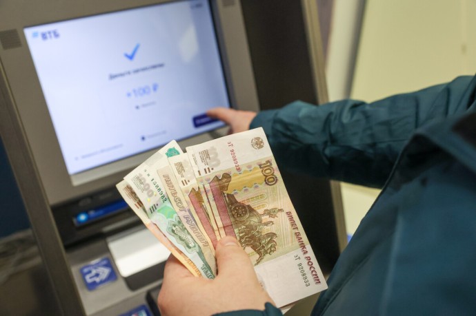 Россиянам рассказали о возможности получать зарплату в любой день