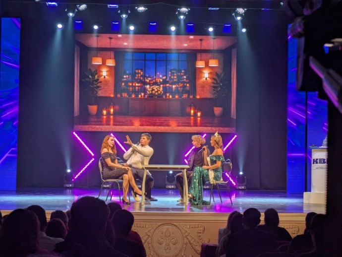 Ярославская команда КВН стала вице-чемпионом Лиги в Твери Ярославская команда КВН стала вице-чемпионом Лиги в Твери