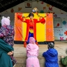 Mos.ru покажет спектакль «Курочка Ряба» в рамках фестиваля «Пасхальный дар»
