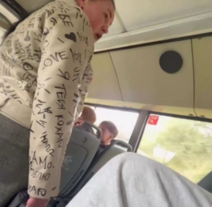 Ударил девочку: в Приморье агрессивного мужчину накажут за рукоприкладство в автобусе