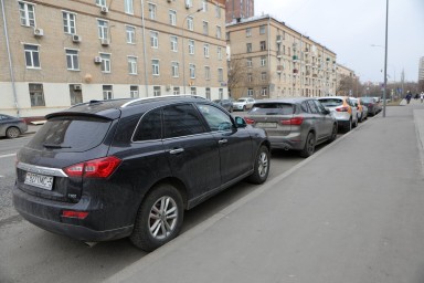 Собянин: В Москве 3 и 4 ноября парковка будет бесплатной