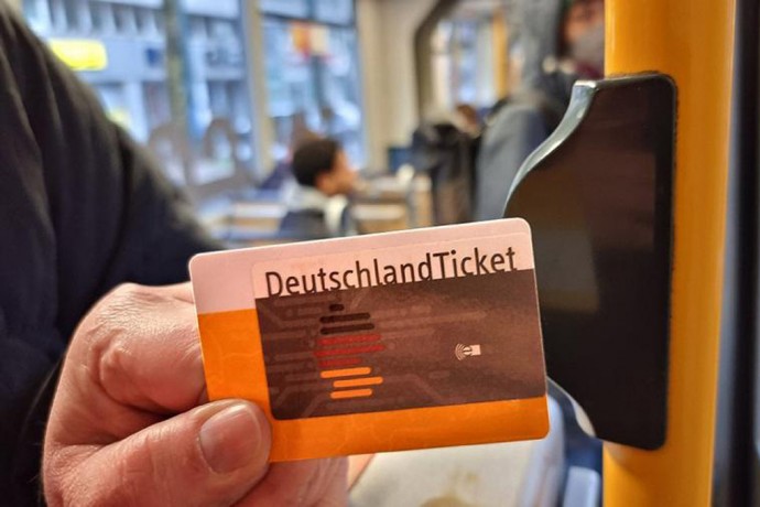 Германия — Абонемент на километры: как Deutschlandticket стирает границы
