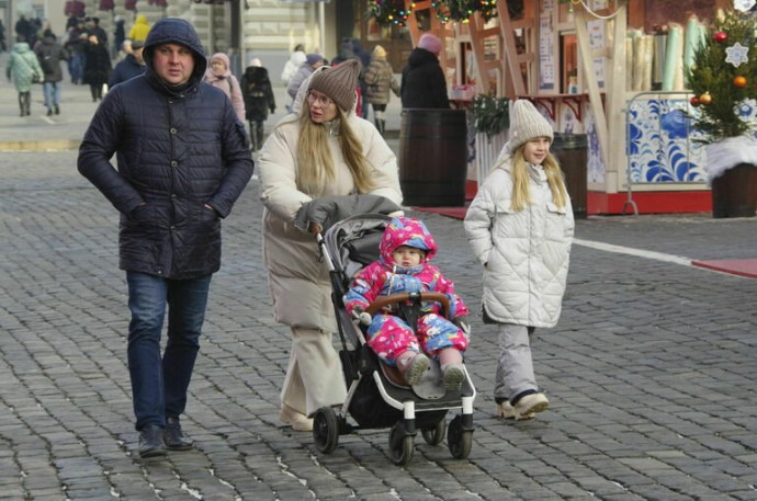 Вносить изменения в Семейный кодекс предложили отдельными законами