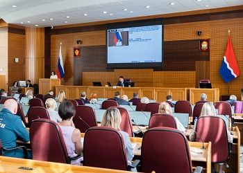 Поддержка ветеранов и региональный маткапитал: больше 150 миллионов в Приамурье направят на соцферу