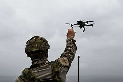 Российский военный одним ударом дрона уничтожил минометный расчет, оружие и грузовик ВСУ