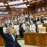 Новация Гросу: «Для молдавского депутата писать законы не главное»