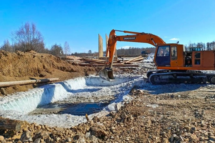 В посёлке Бурятии капитально ремонтируют мост