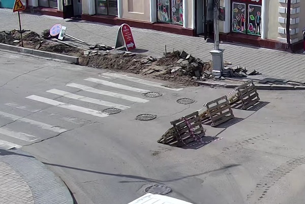 В центре Улан-Удэ из-за перекрытого участка осложнилось движение