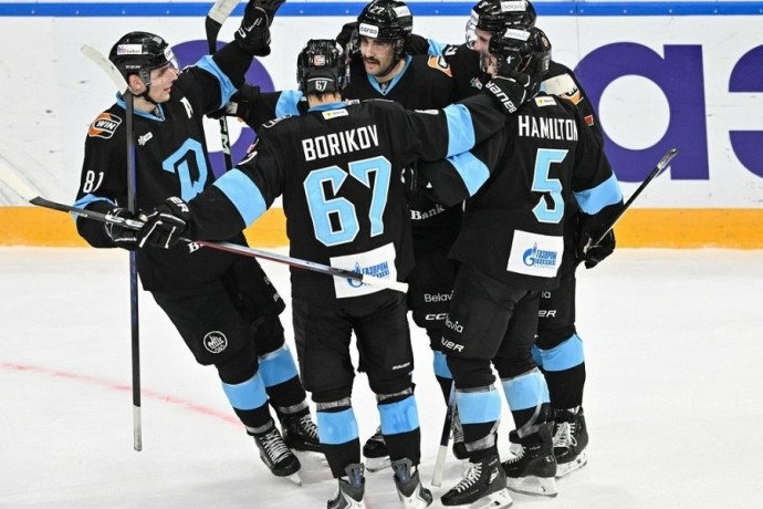 "Сибирь" разгромно проиграла в Минске "Динамо", пропустив семь безответных голов "Сибирь" разгромно проиграла в Минске "Динамо", пропустив семь безответных голов