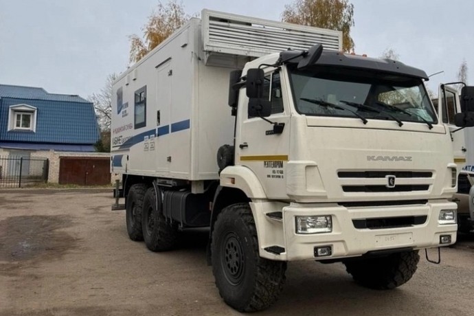 Автопарк Череповецкой городской больницы пополнился новым передвижным мобильным комплексом