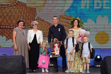 Радий Хабиров рассказал о семье из Башкирии