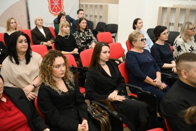 Тульских экономистов наградили в профессиональный праздник