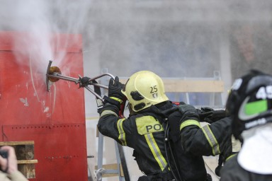 24-летний парень сжег женщину с двумя детьми в российском регионе