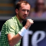 Медведев уверенно победил де Йонга на старте Australian Open – 2026