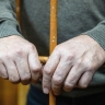 Учитель‑балалаечник из Екатеринбурга, обвиняемый в душении учеников, подписал контракт и ушёл на СВО