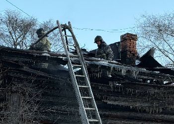 Названа причина пожара, лишившего крова многодетную семью в Благовещенске