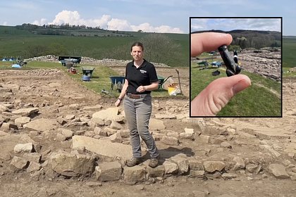 Археологи нашли маленький «счастливый пенис» возрастом 2000 лет
