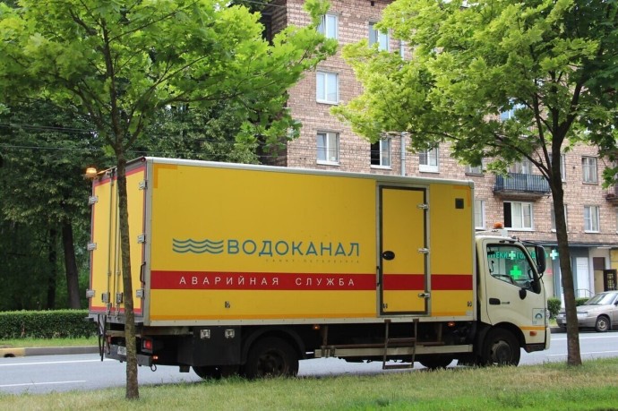 Водоканал Петербурга потратит на аренду спецтехники почти 300 млн рублей