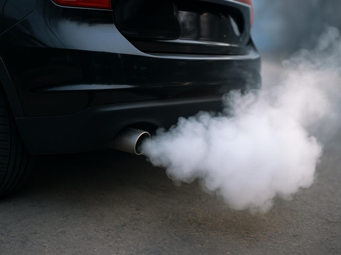 Разрушение креплений выхлопной системы грозит падением элементов на дорогу