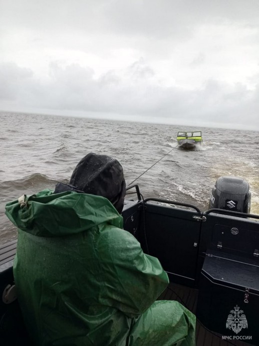 В Ярославской области спасли двух мужчин на Рыбинском водохранилище