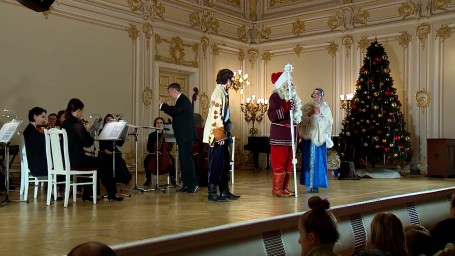 В 2026 год под классику: в Малом зале Петербургской филармонии открыли новогодний сезон