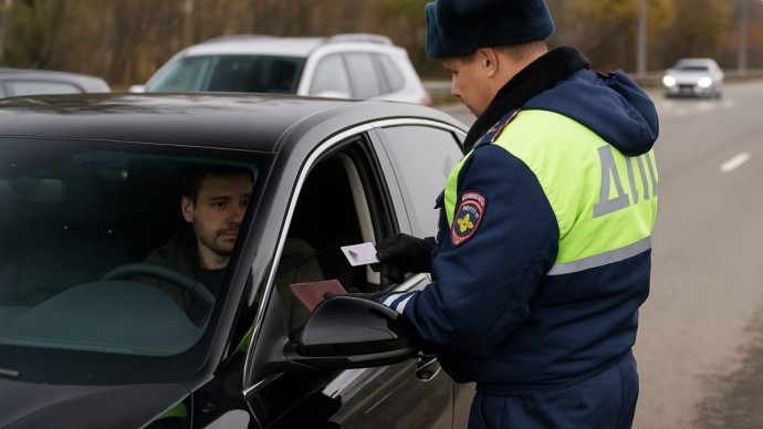 Эти слова на дороге обернутся проблемами: чего не стоит говорить сотруднику ГИБДД Эти слова на дороге обернутся проблемами: чего не стоит говорить сотруднику ГИБДД