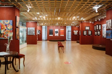 Комплексный билет на выставки «Портреты современников без фотошопа» и «Только МАХУ!»