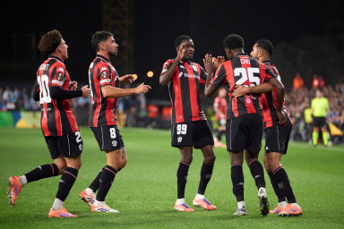 Болельщики "Ниццы" избили двух футболистов своей команды