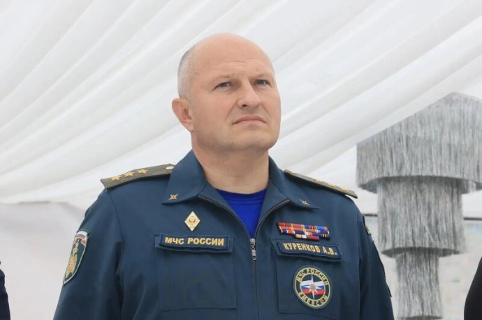 Главы МЧС России и Чеченской Республики поздравили первоклассников с Днем знаний Главы МЧС России и Чеченской Республики поздравили первоклассников с Днем знаний