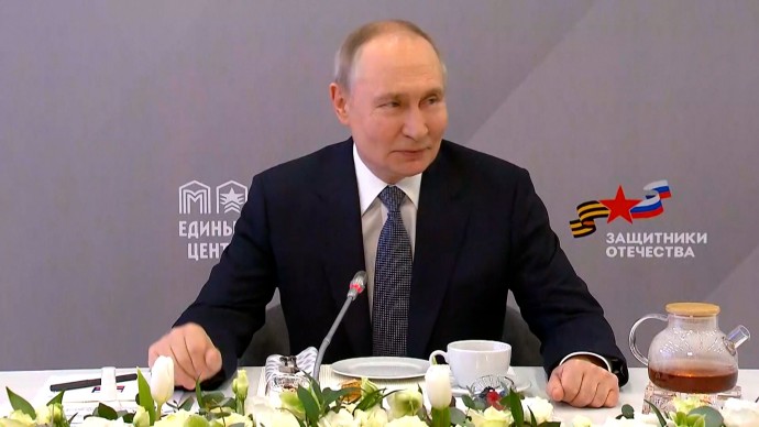 Владимир Путин ответил на вопрос о своей удачливости