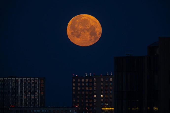 Москвичи могут не увидеть суперлуние в ночь с 5 на 6 ноября из-за облачности