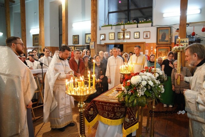 В Уфе в новогоднюю ночь пройдет праздничная литургия в Кафедральном соборе