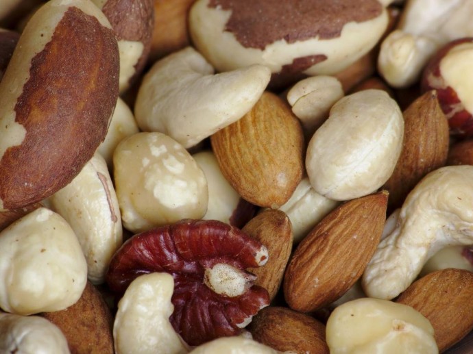 17% шансов на жизнь: как орехи спасают от сердечных заболеваний 17% шансов на жизнь: как орехи спасают от сердечных заболеваний