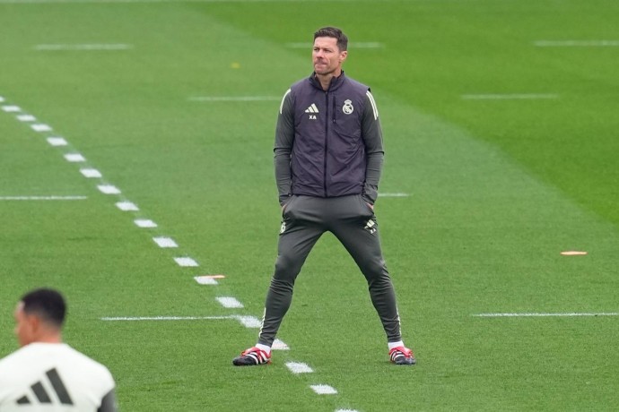 Алонсо отреагировал на серию Родриго без голов в составе «Реала» Алонсо отреагировал на серию Родриго без голов в составе «Реала»