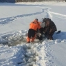 В Башкирии снегоход ушел под лед