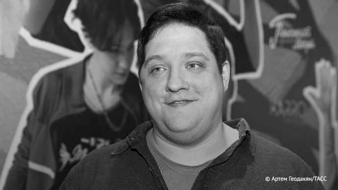 Умер популярный российский актёр Роман Попов