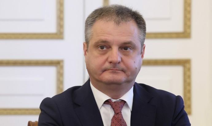 Александр Беглов назначил главу Комитета по тарифам — сегодня ему вручили служебное удостоверение