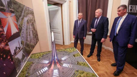 Александр Беглов: Выставка «Битва за Ленинград» в Музее политической истории раскрывает роль европейских стран в преступлениях против жителей Ленинграда