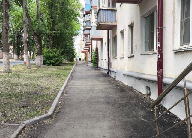 Активисты Народного фронта добились ремонта тротуара на улице Большевистской в Саранске