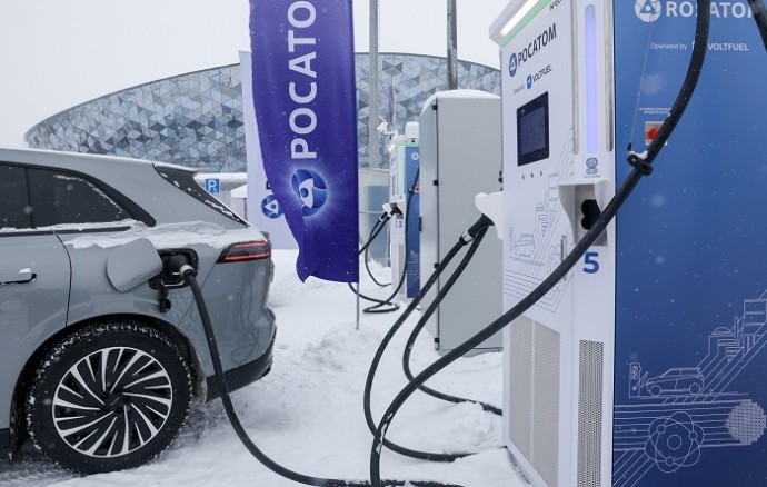 «Росатом» запустил в Новосибирске свою первую быструю зарядную станцию для электромобилей «Росатом» запустил в Новосибирске свою первую быструю зарядную станцию для электромобилей