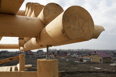 Ввод деревянного жилья в РФ вырос на 60% за 4 года — сенатор Шевченко