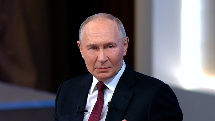 Владимир Путин установил 17 декабря Днем российской фельдъегерской связи Владимир Путин установил 17 декабря Днем российской фельдъегерской связи