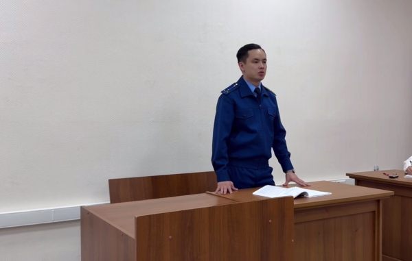 Улан-удэнка заработала «уголовку», пытаясь помочь другу Улан-удэнка заработала «уголовку», пытаясь помочь другу