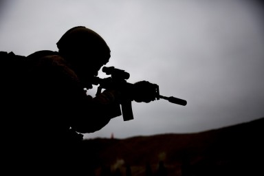 Во Владимирской области автобус съехал в кювет, Британские миротворцы на Украине будут обучать ВСУ
